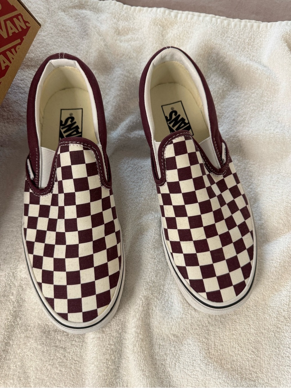 Vans Classic Slip-On Checkerboard in Purple/ W size 9/ M size 7.5